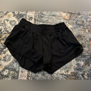 Lululemon hotty hot shorts